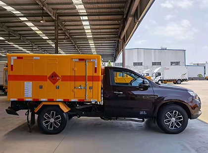 绥江爆破器材运输车