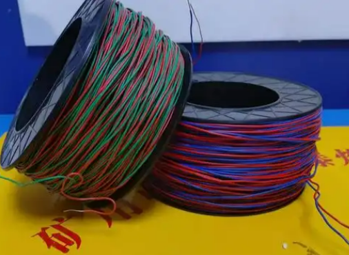 绥江放炮线的主要材质有哪些？不同材质的适用场景有何区别？